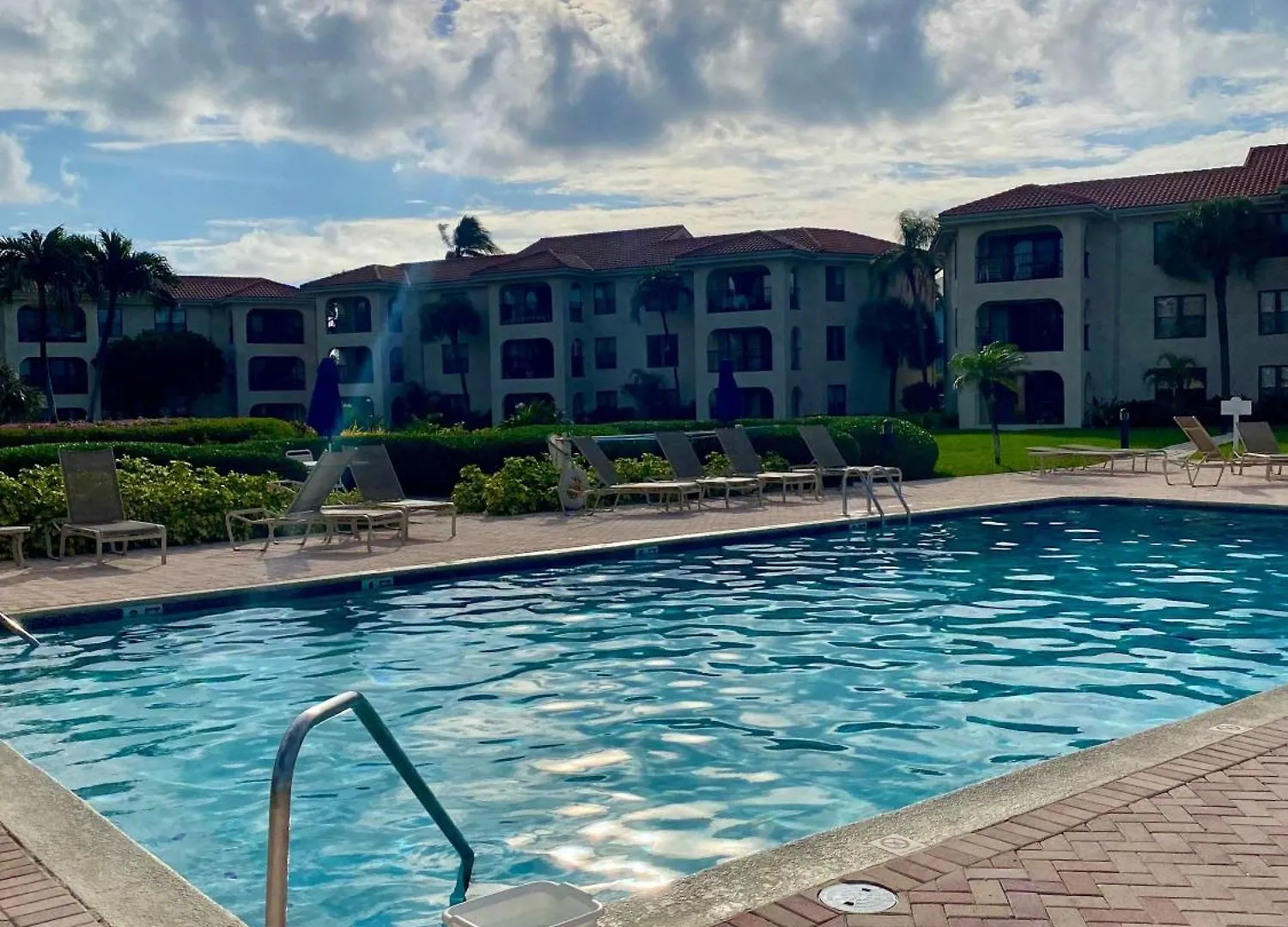 Oceanfront Condo On Seven Mile Beach 0*,  Cayman Islands