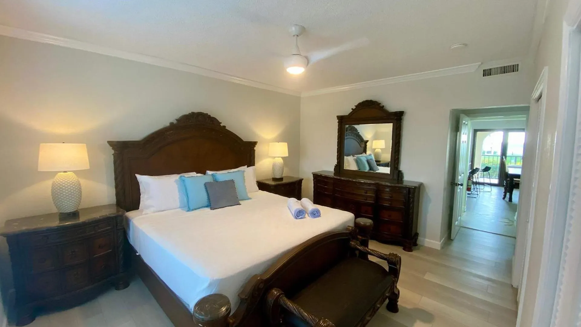Oceanfront Condo On Seven Mile Beach 0*,  Cayman Islands